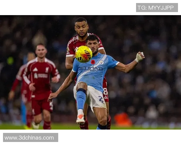 足球球星的技术与战术分析如何在比赛中发挥个人风采与团队作用